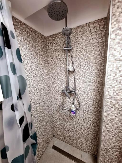 Ultracentral Magheru Studio Apartment Bucharest Luaran gambar
